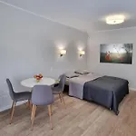 Piaskowa 13 - Dla Podróżujących Bez Dzieci Apartament Mikoszewo